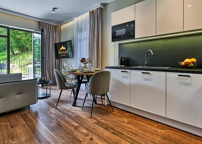 Apartmán Z Prywatnym Jacuzzi Orlik Vip - Blisko Wyciagu I Wang By Royal Aparts Karpacz